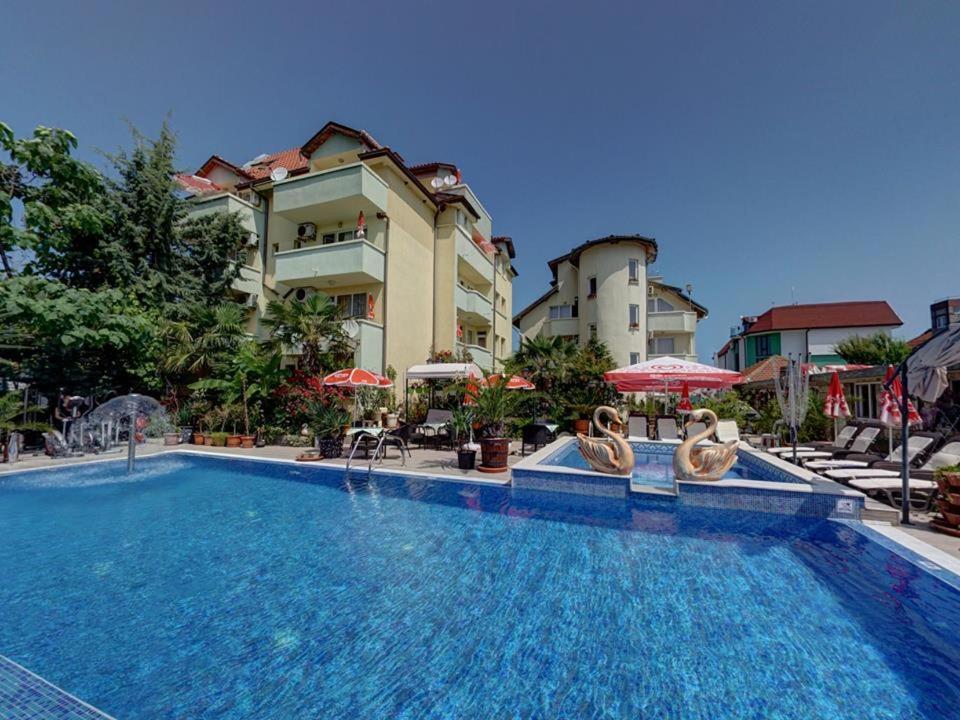 Family Hotel Gogov ซิเนโมเร็ท ภายนอก รูปภาพ